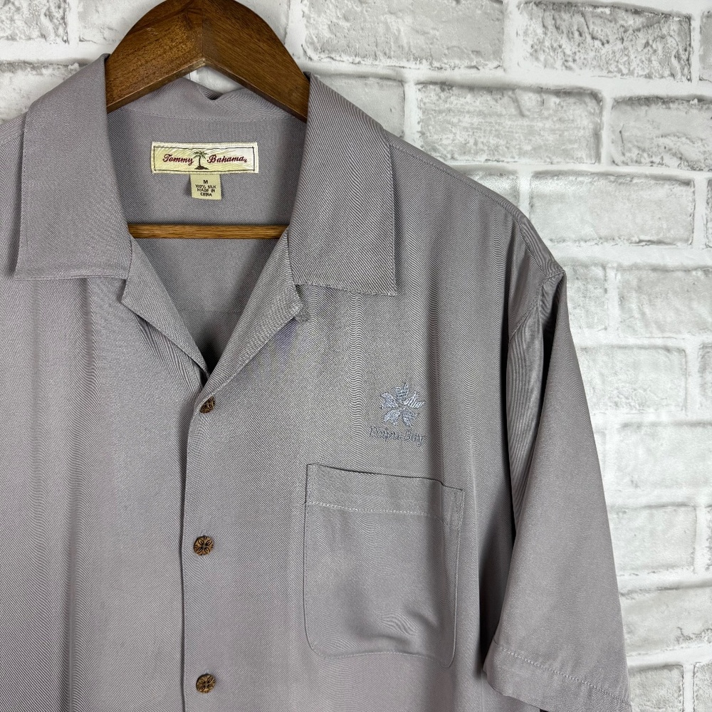 Tommy Bahama Poipu Bay Concrete Gray All Silk Hawaiian Camp Shirt Mens MEDIUM